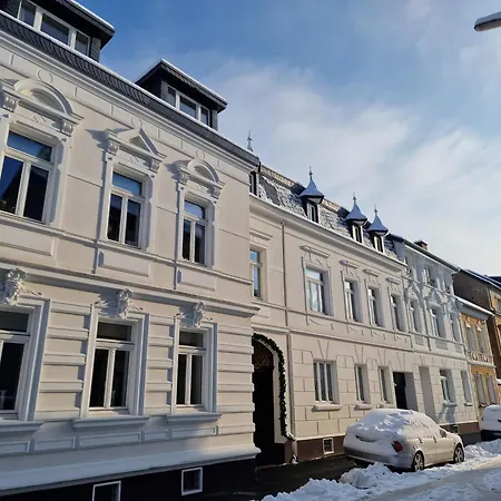 Arkadenschloesschen Homestay *